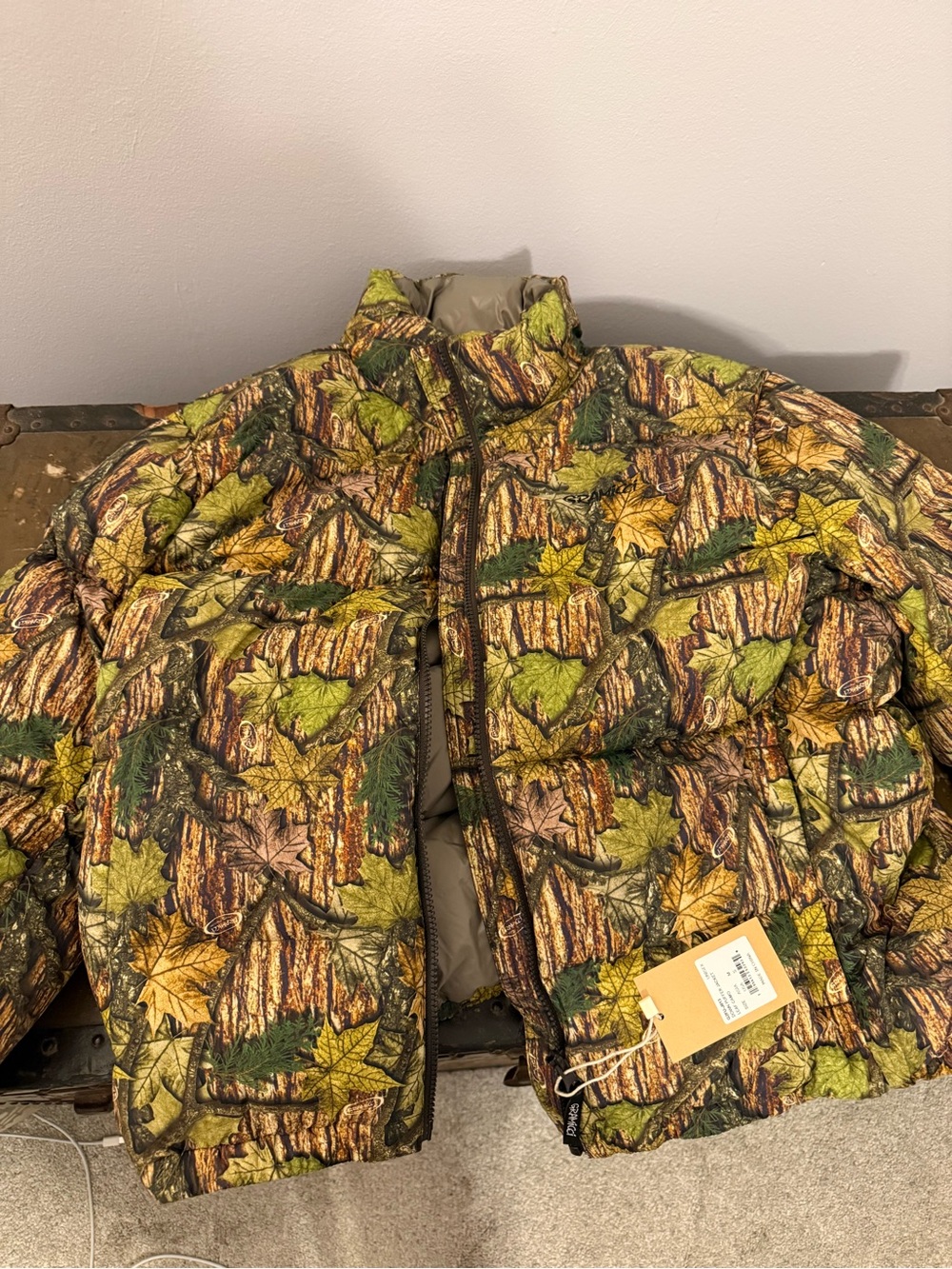 Leaf Camo Down Puffer Jacket - Green